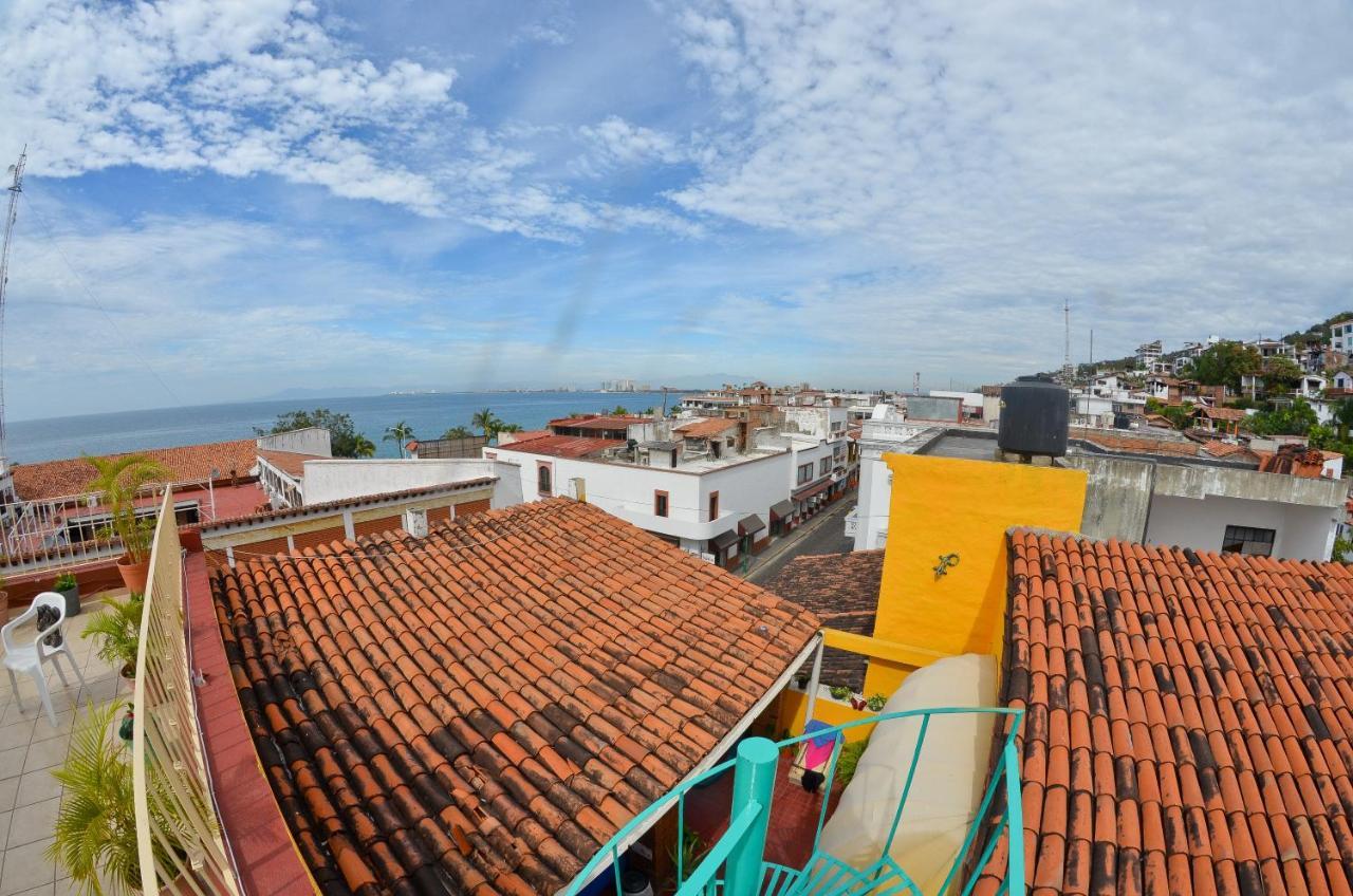 Casa Kraken Hostel Пуэрто-Вальярта Экстерьер фото