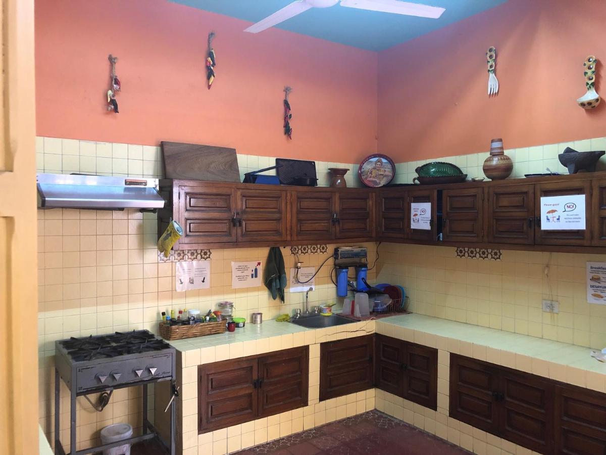 Casa Kraken Hostel Пуэрто-Вальярта Экстерьер фото