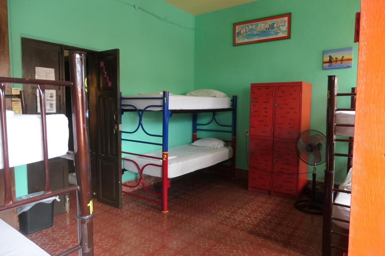 Casa Kraken Hostel Пуэрто-Вальярта Экстерьер фото