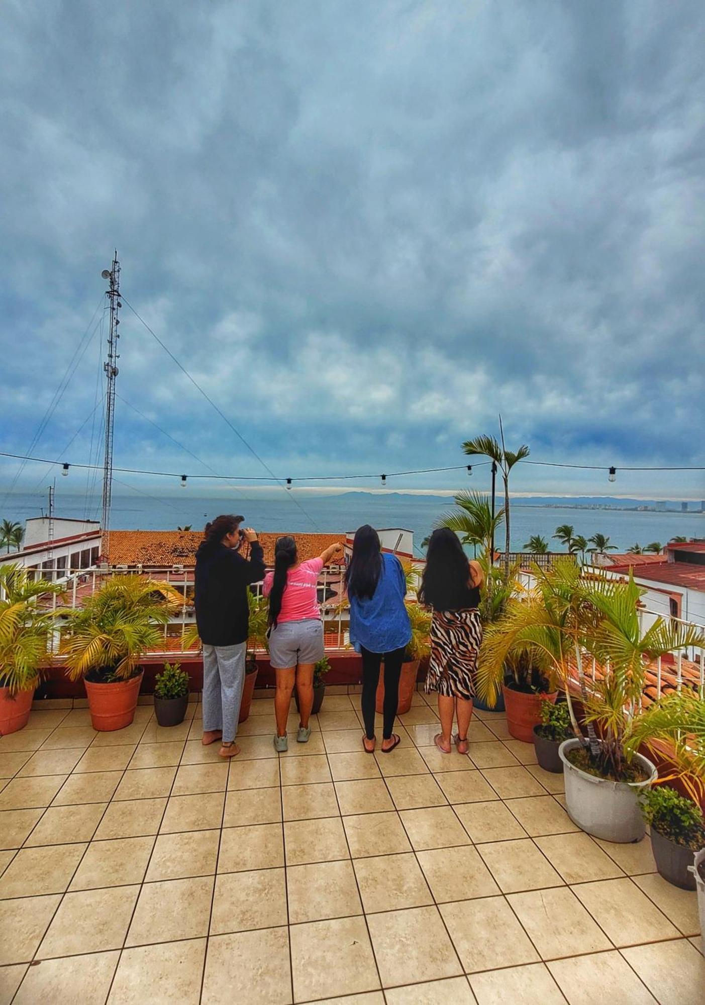 Casa Kraken Hostel Пуэрто-Вальярта Экстерьер фото