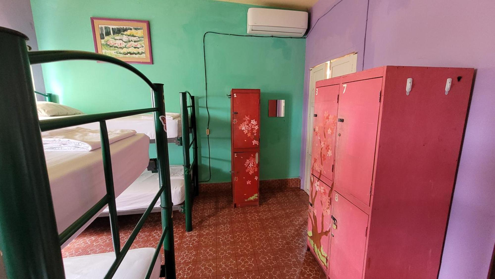 Casa Kraken Hostel Пуэрто-Вальярта Экстерьер фото